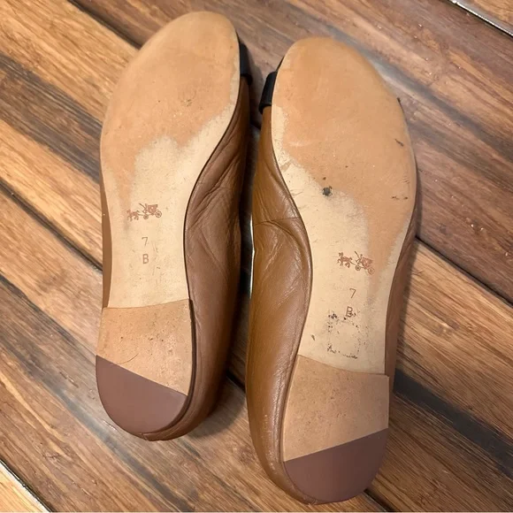 COACH Flats Women’s size 7 shoes - Picture 2 of 9
